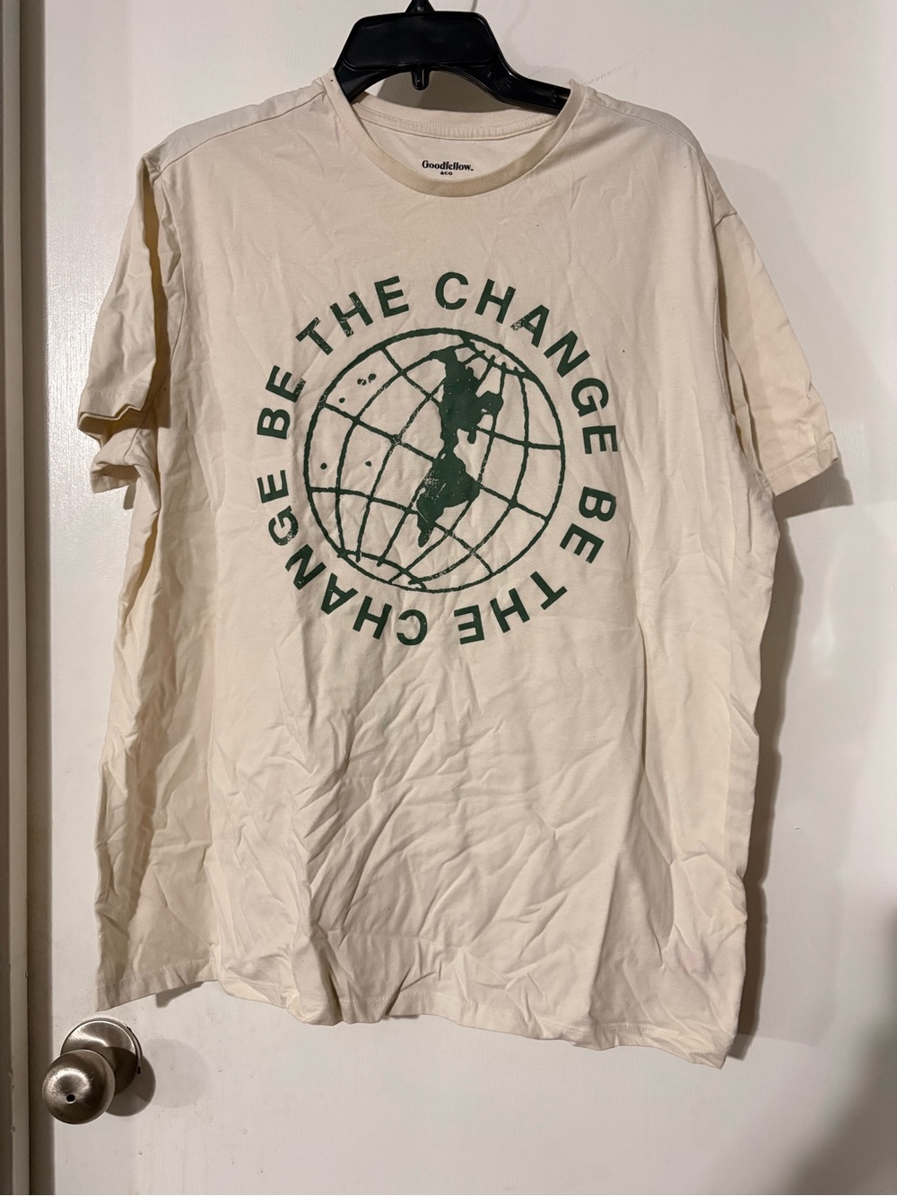 Goodfellow & Co Cream Short-Sleeve Tee with Green Globe Graphic